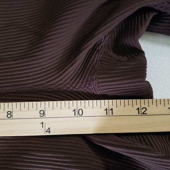 Athleta Elation Ribbed Tight Legging Women Large Chocolate Brown Active Yoga Gym - Picture 8 of 13